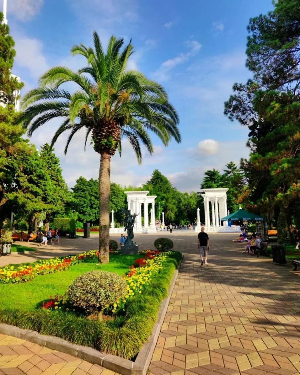Elegance Sea View Aparthotel In Orbi City Batumi Zewnętrze zdjęcie
