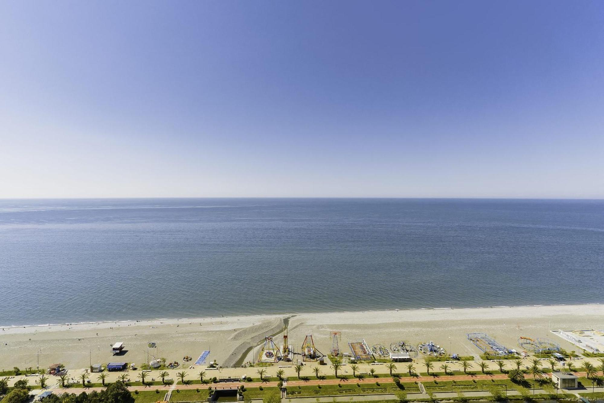Elegance Sea View Aparthotel In Orbi City Batumi Zewnętrze zdjęcie